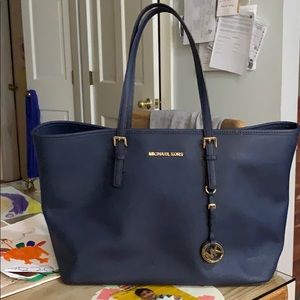 Michael Kors Jet Set Tote in Navy w/ Laptop Sleeve